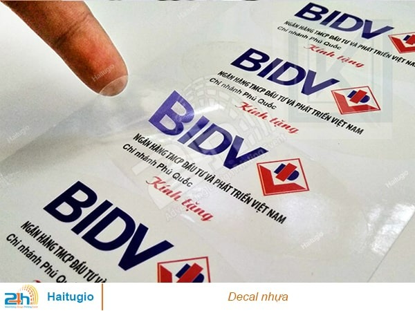 decal nhựa