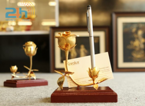 TOP mẫu quà tặng doanh nghiệp độc đáo và Những điều cần biết