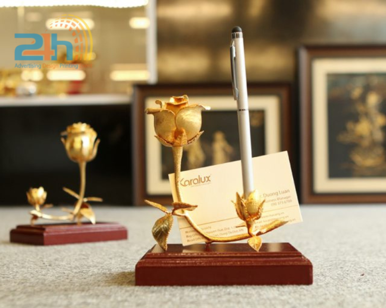 TOP mẫu quà tặng doanh nghiệp độc đáo và Những điều cần biết