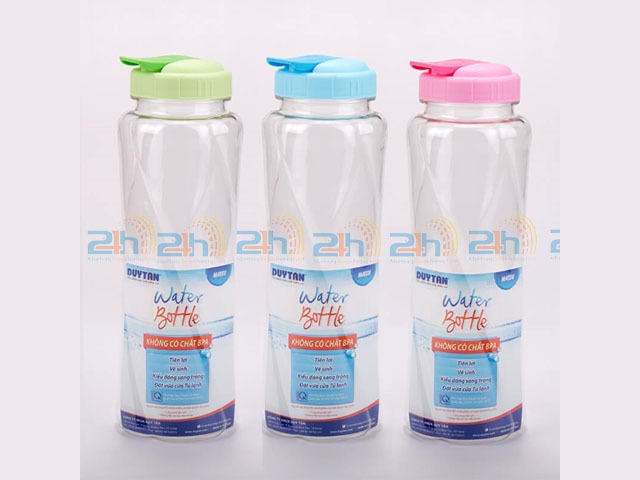 Bình nhựa dung tích 1000ml vừa vặn với balo, túi xách mang đi bất cứ đâu