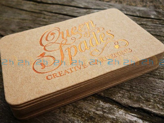 Phương pháp ép kim làm tôn lên tính thẩm mỹ nét sang trọng cho tấm card