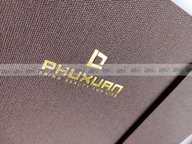 Công nghệ ép kim cho ra hình ảnh logo sang trọng và bắt mắt