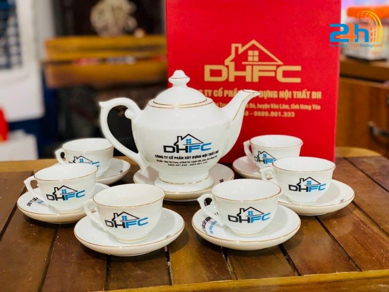 haitugio chuyên cung cấp quà tặng bộ ấm trà in logo