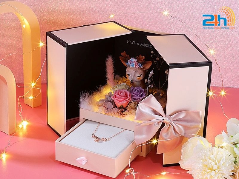 trang sức thanh lịch